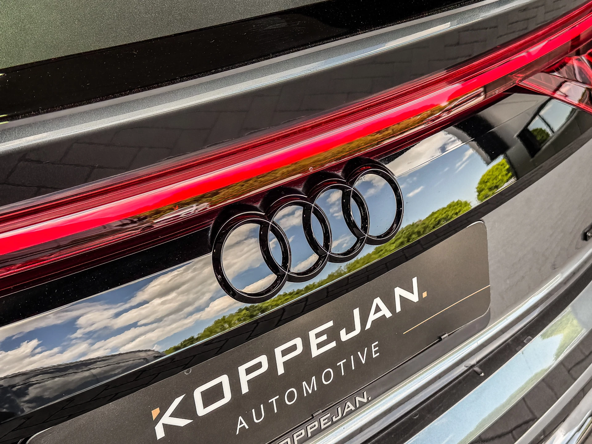Hoofdafbeelding Audi Q8