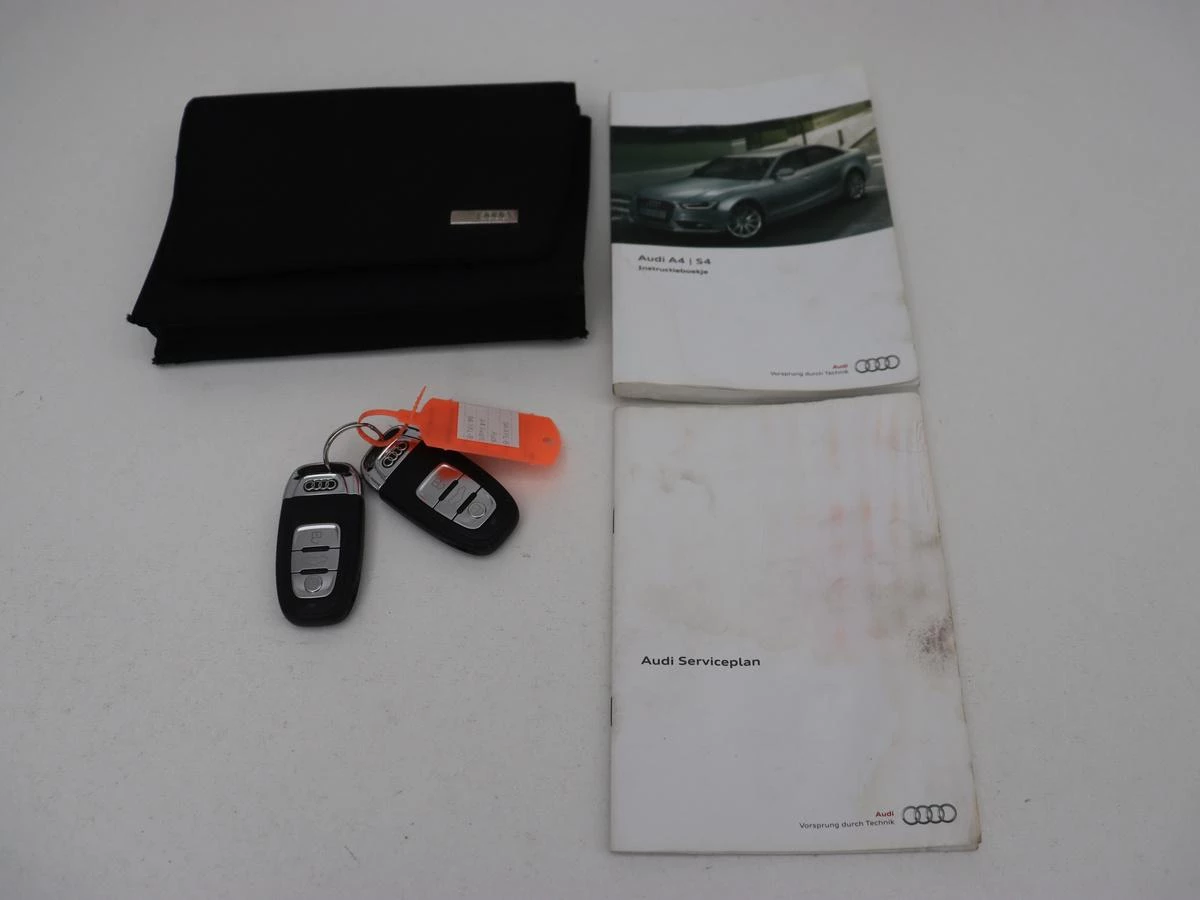 Hoofdafbeelding Audi A4