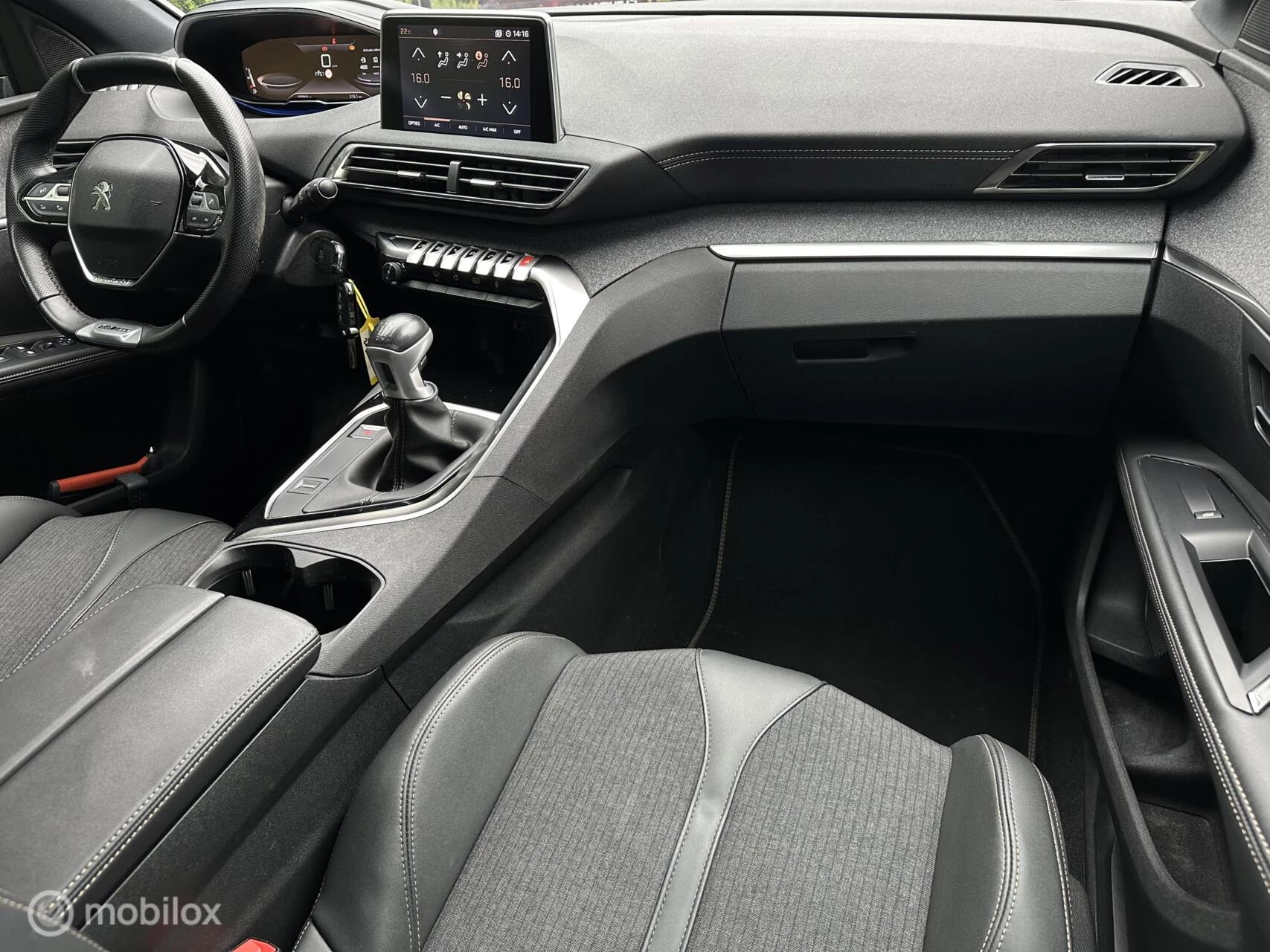 Hoofdafbeelding Peugeot 5008