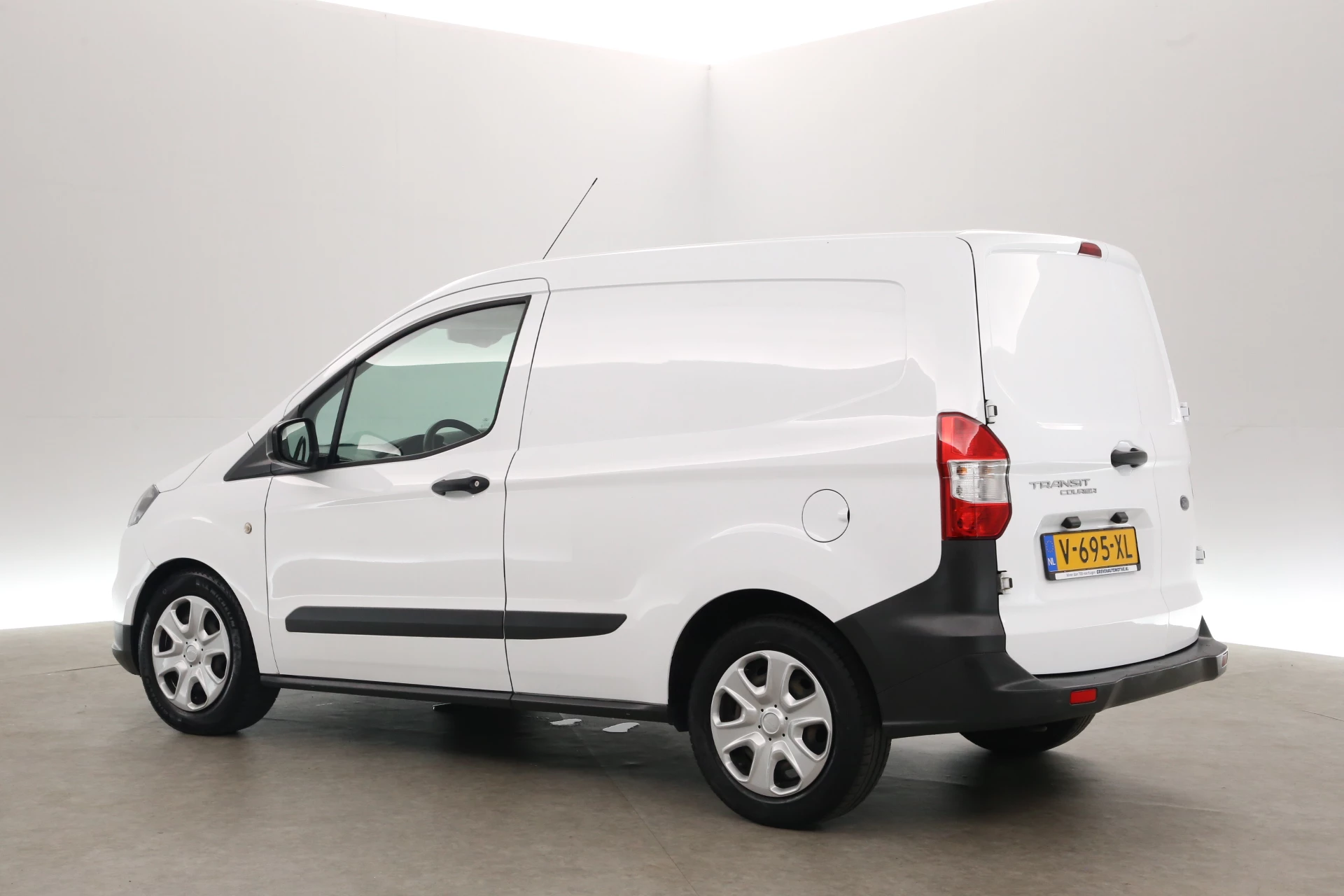 Hoofdafbeelding Ford Transit Courier