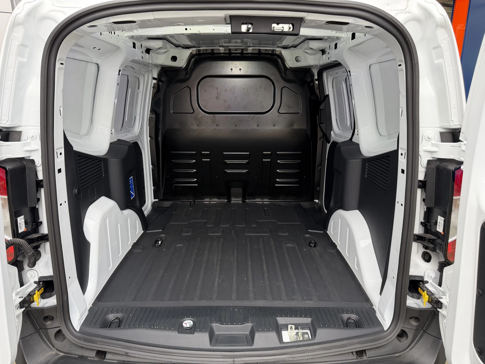 Hoofdafbeelding Ford Transit Courier