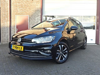 Hoofdafbeelding Volkswagen Golf Sportsvan Volkswagen Golf Sportsvan 1.0 TSI Trendline - trekhaak - stoelverw. - laneassist - Prijs a