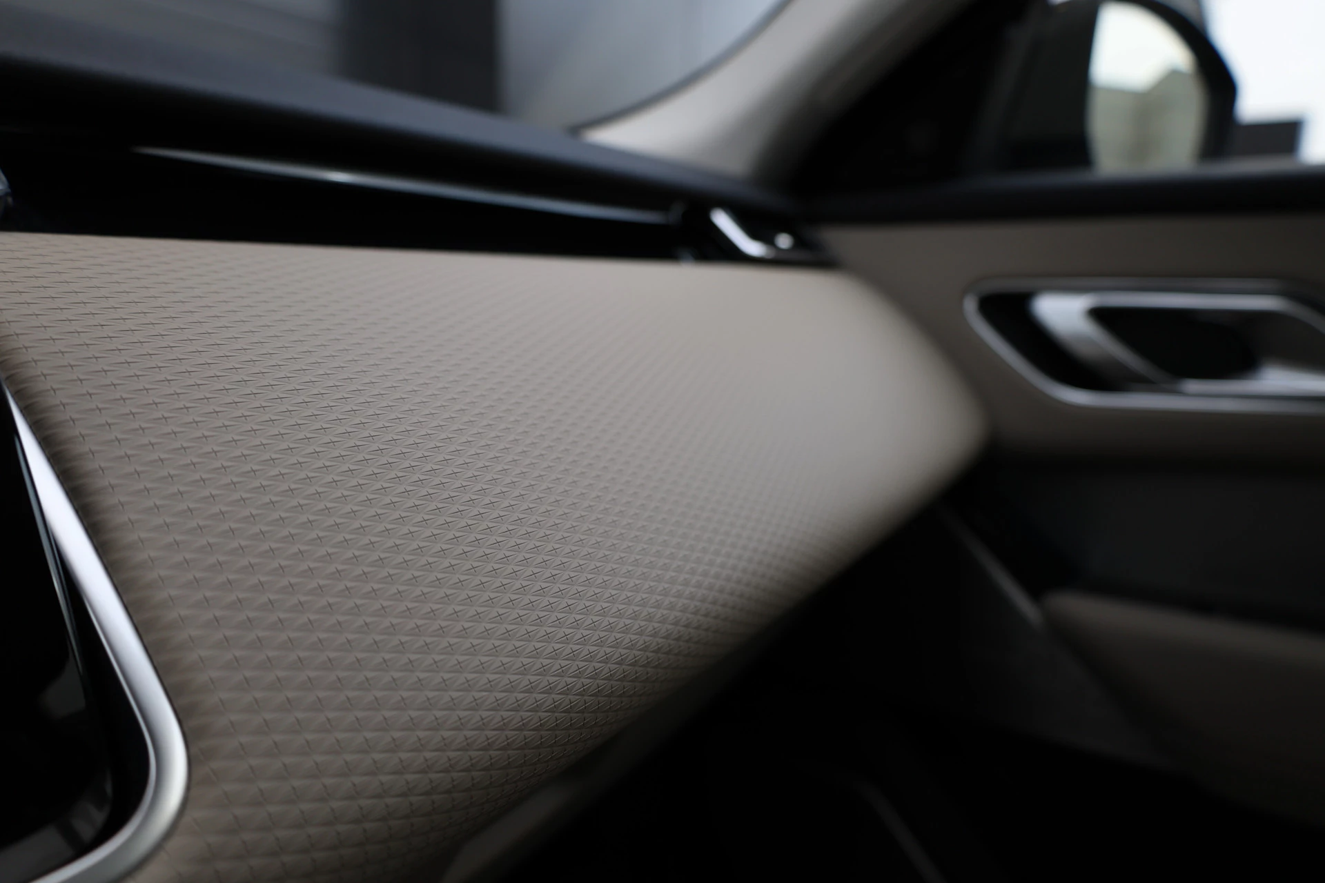 Hoofdafbeelding Land Rover Range Rover Velar