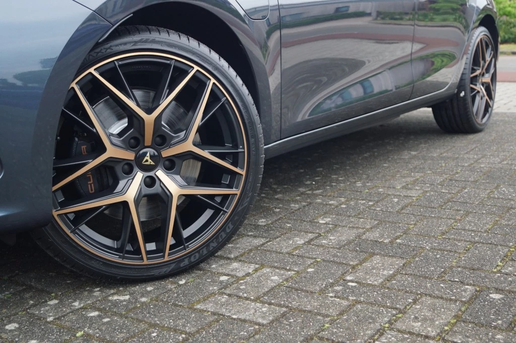 Hoofdafbeelding CUPRA Leon