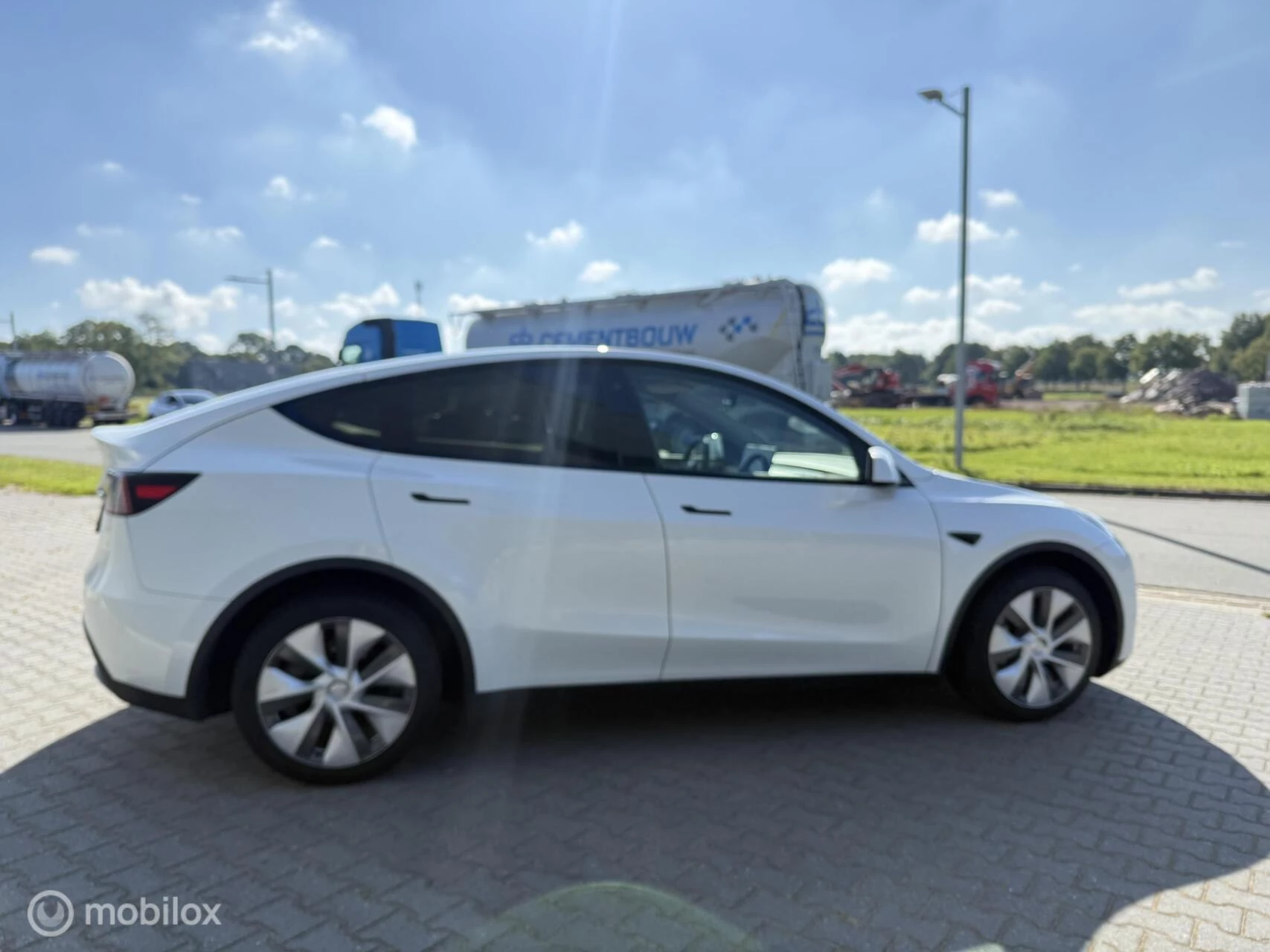 Hoofdafbeelding Tesla Model Y