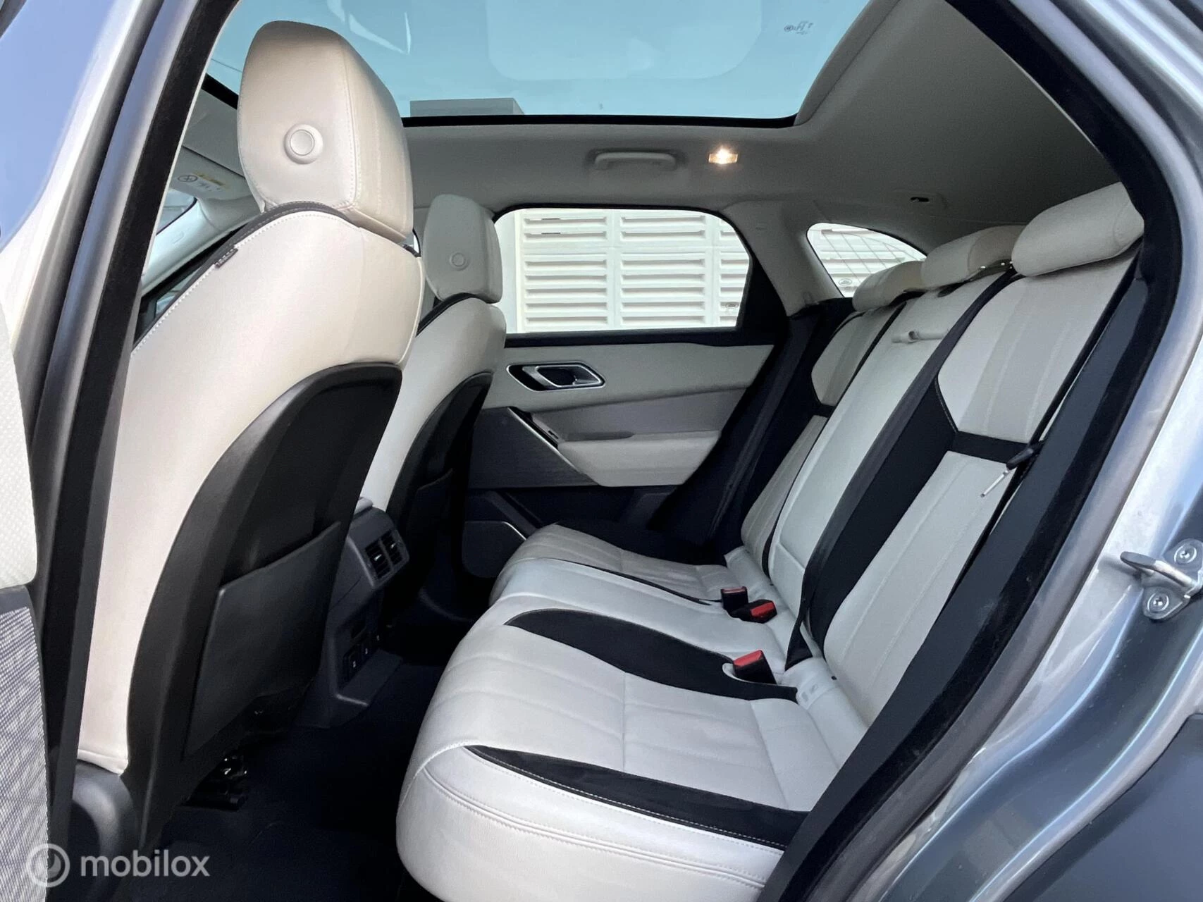 Hoofdafbeelding Land Rover Range Rover Velar