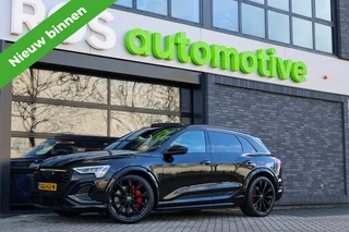 Hoofdafbeelding Audi Q8 e-tron Audi Q8 e-tron S quattro SQ8 115 kWh | BTW | NAP | PANO | B&O | 360 | RS ZETELS | MATRIX | LUCHTVERING | MEMORY | KEYLESS |