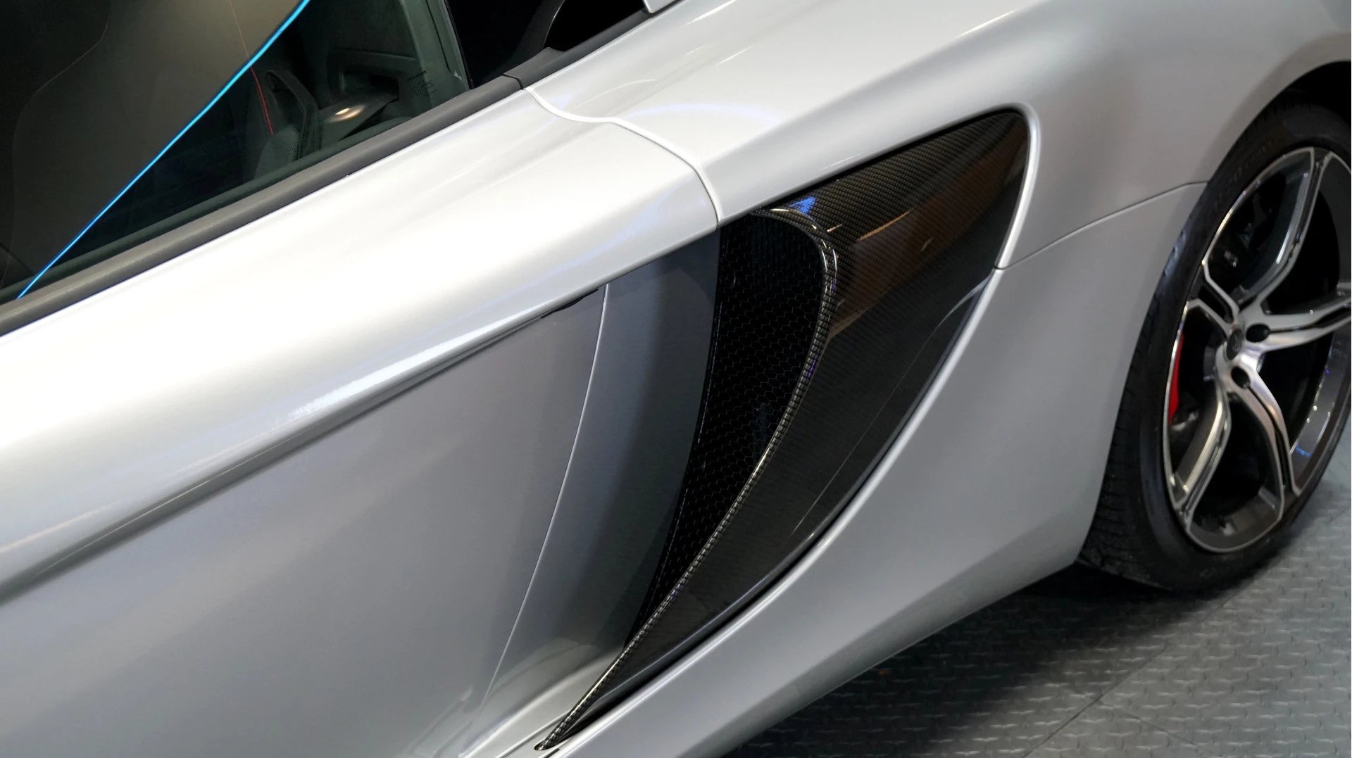 Hoofdafbeelding McLaren 650S