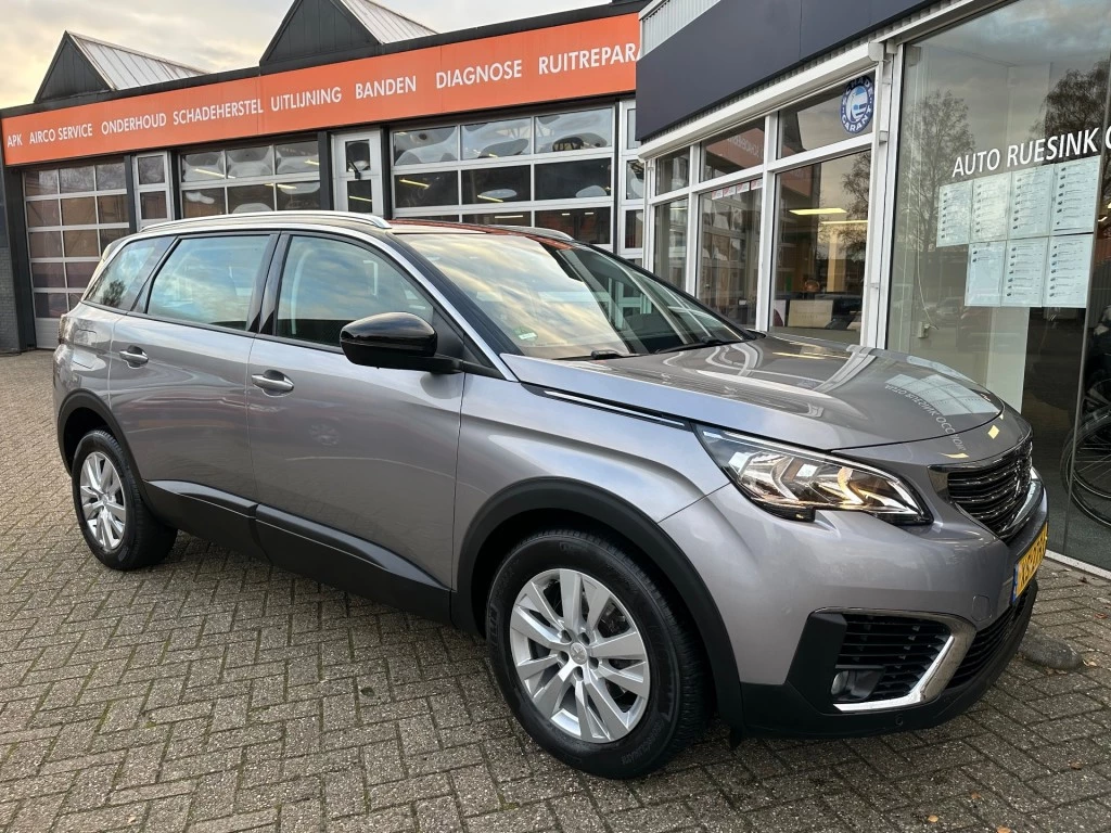 Hoofdafbeelding Peugeot 5008