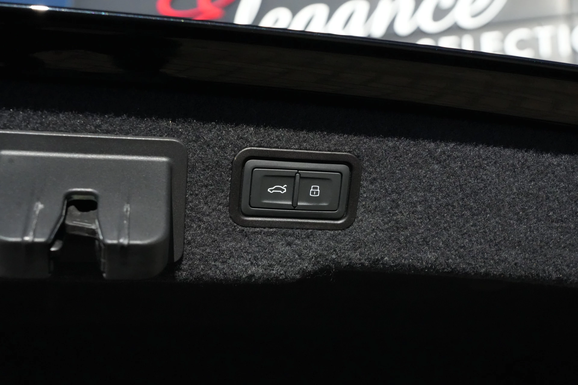 Hoofdafbeelding Audi S8
