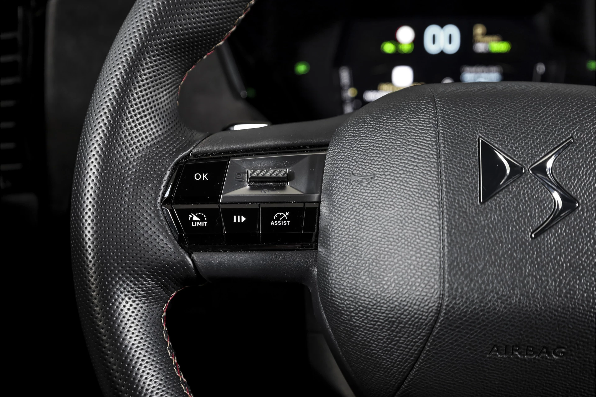 Hoofdafbeelding DS DS 4