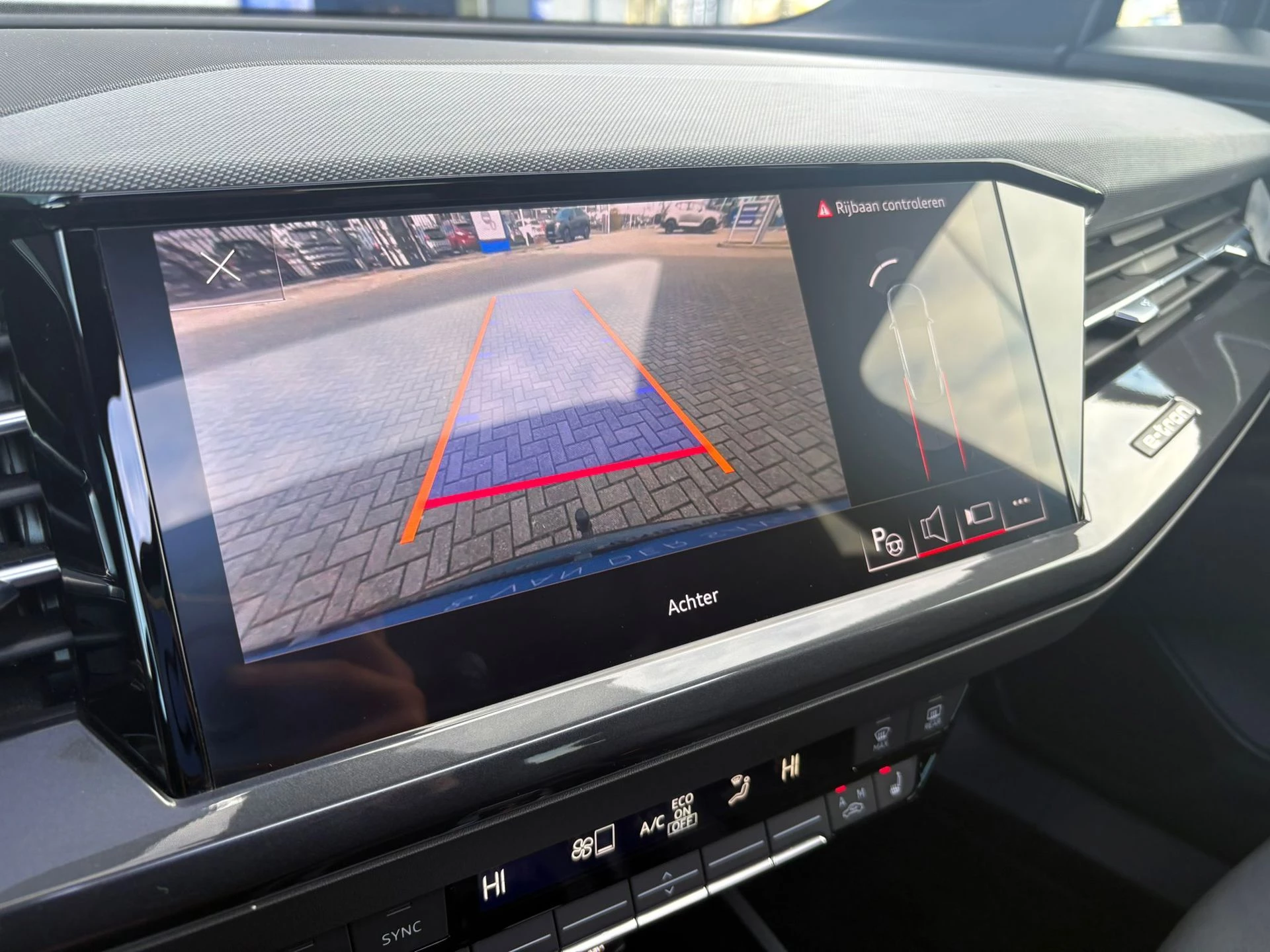 Hoofdafbeelding Audi Q4 Sportback e-tron