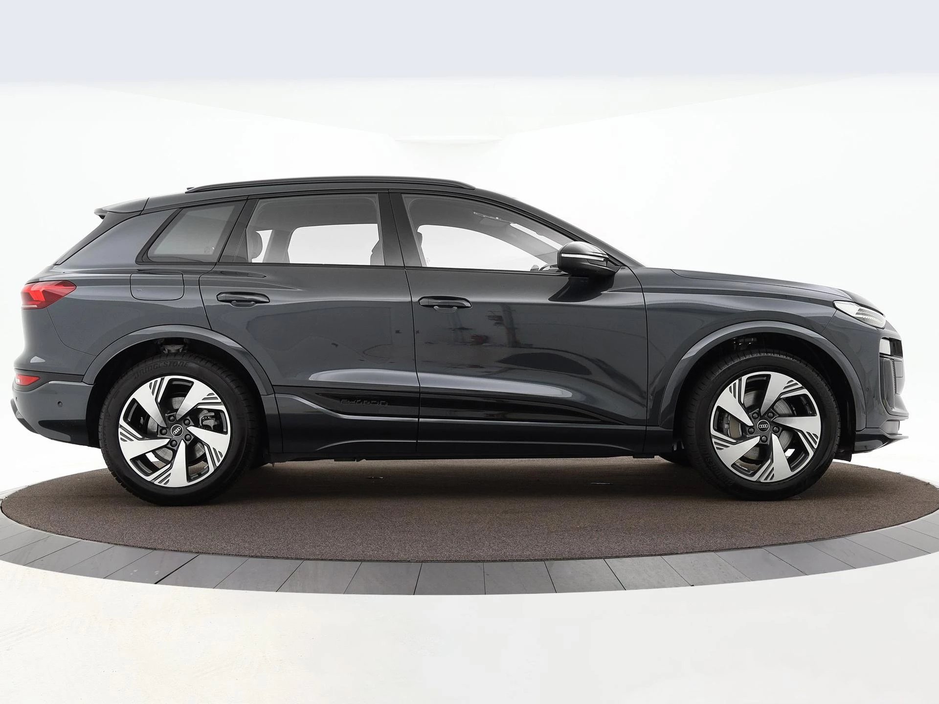 Hoofdafbeelding Audi Q6 e-tron