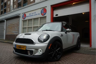 Hoofdafbeelding MINI Cooper S MINI Cooper S Mini 1.6 Chili MANIAKAAL ONDERHOUDEN | BOMVOL | Panoramadak | Bi-XENON | SFEERVERLICHTING | 17inch | UNION JACK TAILLIGHTS | koprevisie+distributieketting+koppakking+versnellingsbak revisie+koppeling+drukgroep+waterpomp+oliepomp