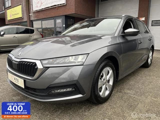 Hoofdafbeelding Škoda Octavia Skoda Octavia Combi 1.0 e-TSI Business Edition LED*CLIMA*PDC*