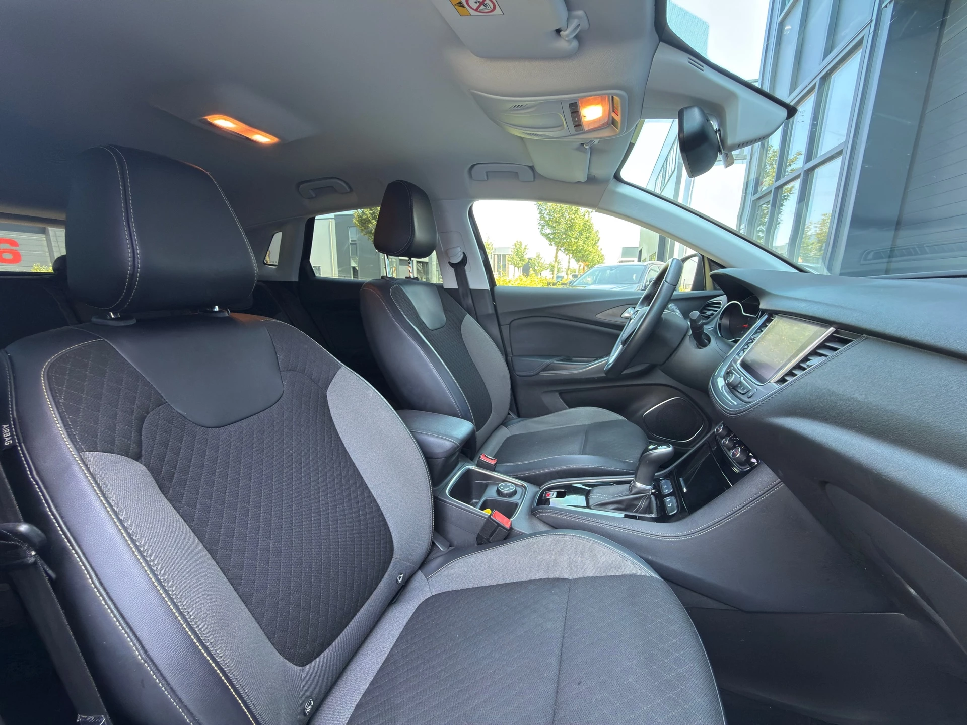 Hoofdafbeelding Opel Grandland X