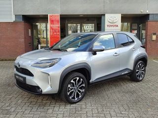 Toyota Yaris Cross 1.5 HYBRID STYLE TREKHAAK 4S-BANDEN STOEL/STUURVERW PARK-SENSOREN BLIND SPOT KEYLESS NAVI CLIMA APPLE/ANDROID CAMERA LED