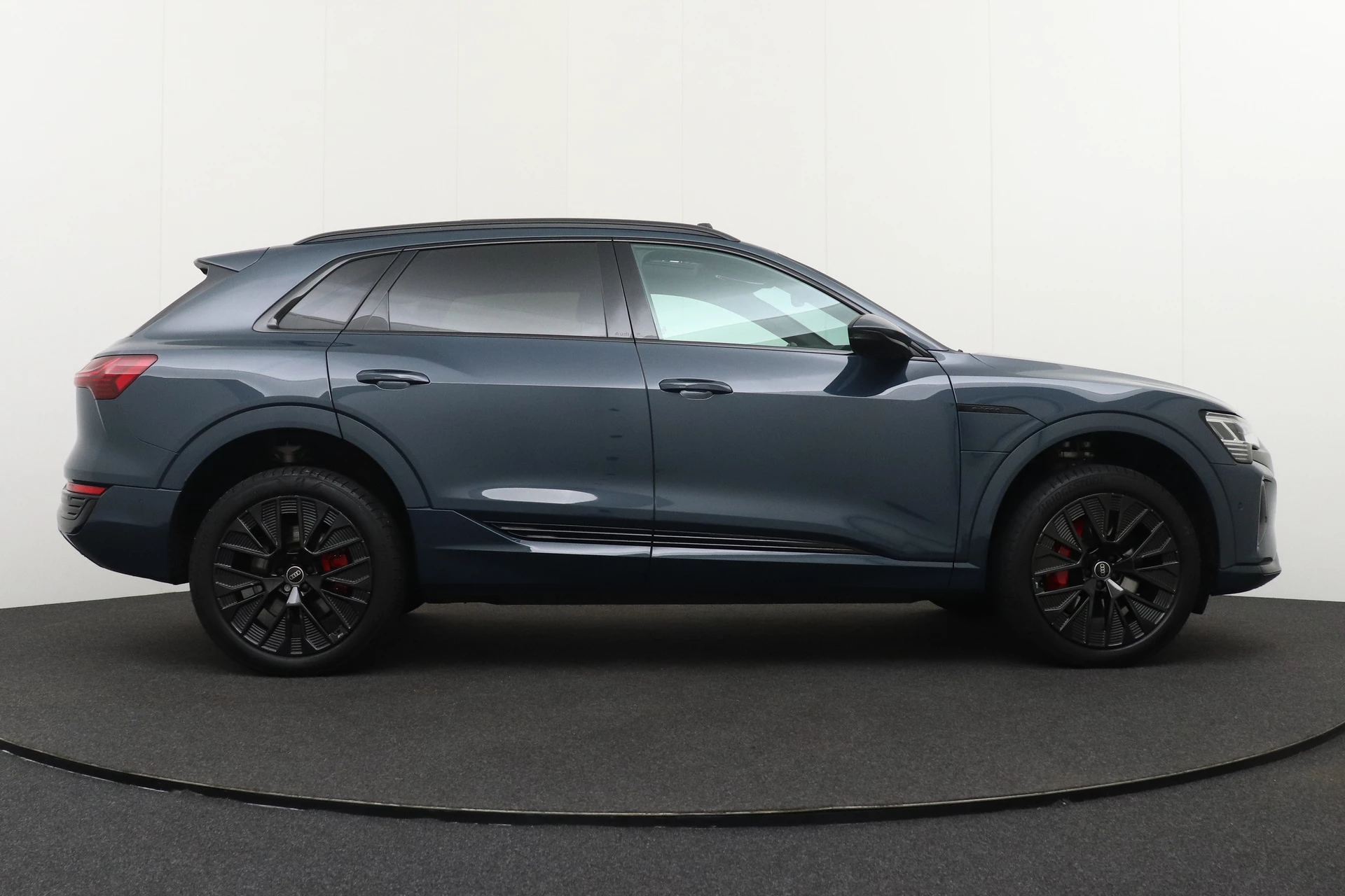 Hoofdafbeelding Audi Q8 e-tron