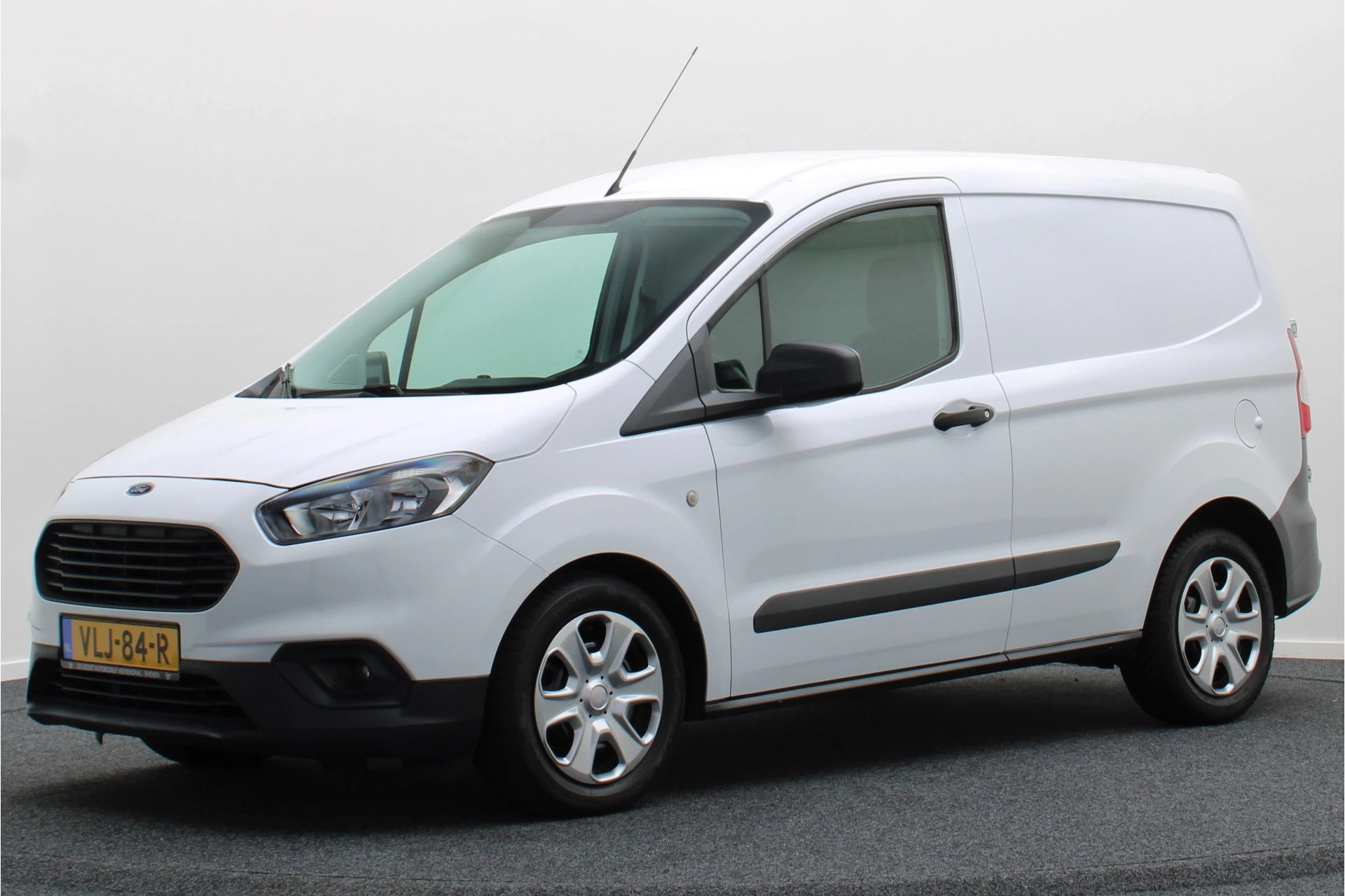 Hoofdafbeelding Ford Transit Courier