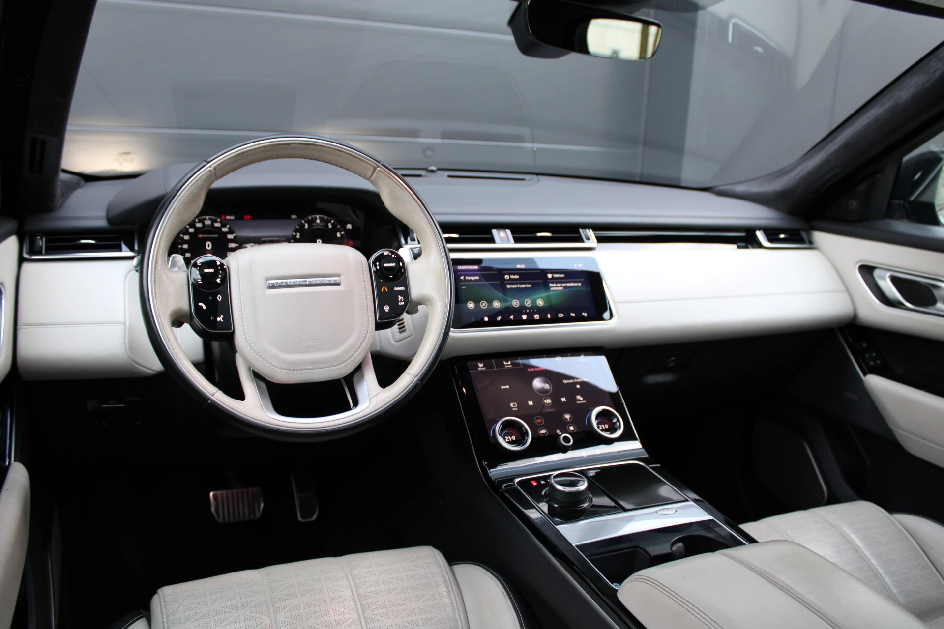 Hoofdafbeelding Land Rover Range Rover Velar