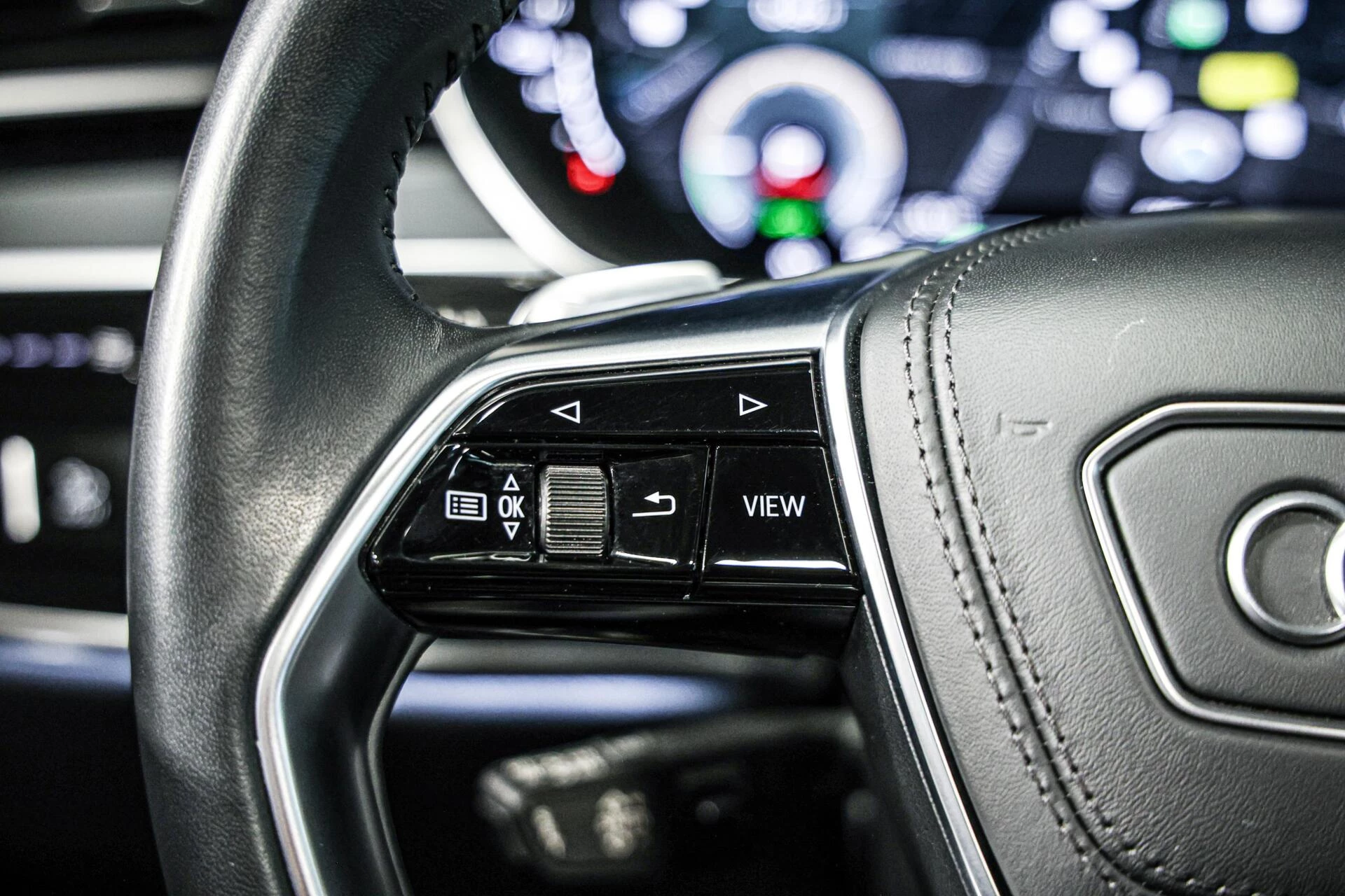 Hoofdafbeelding Audi A8