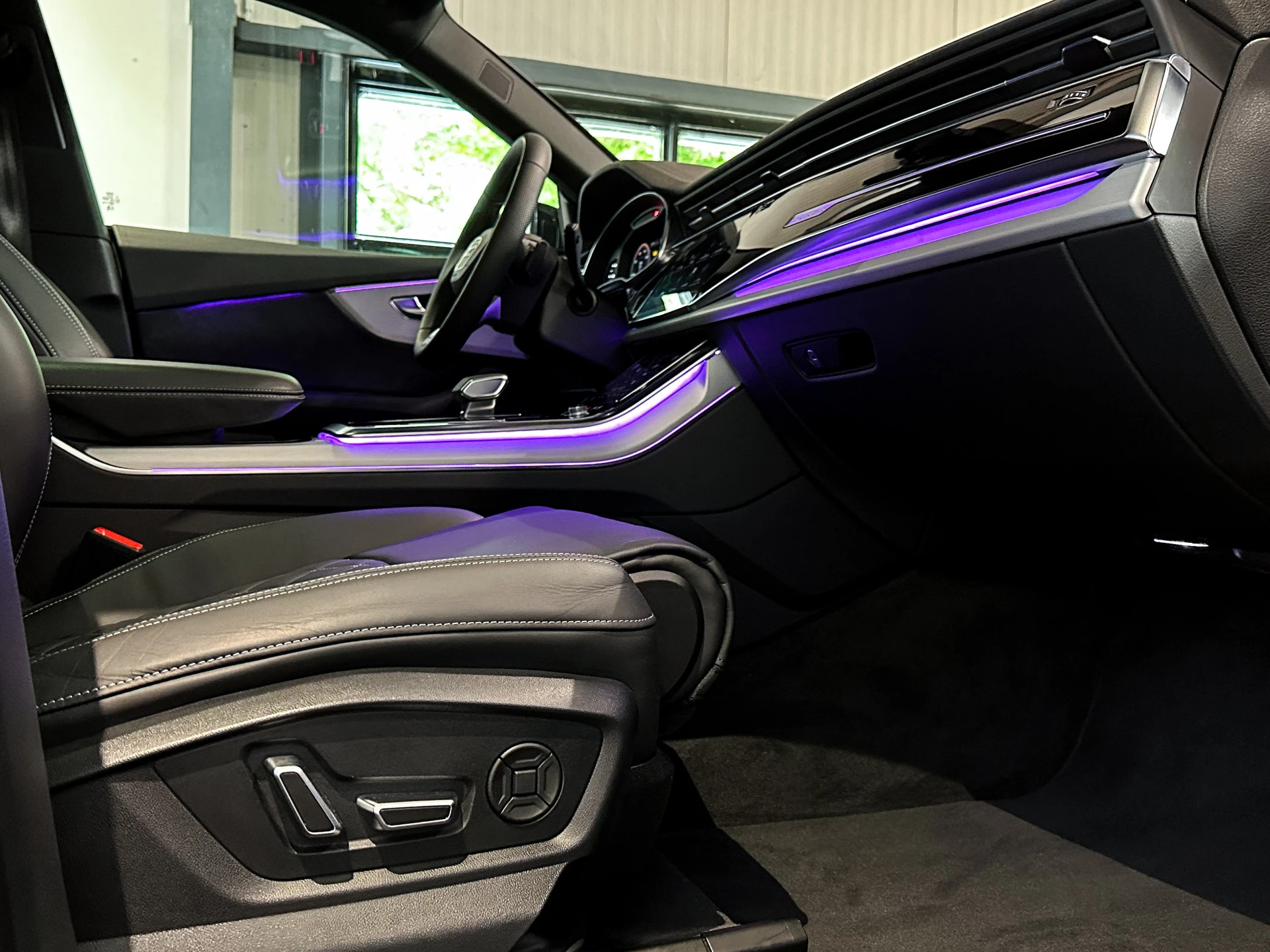 Hoofdafbeelding Audi Q8