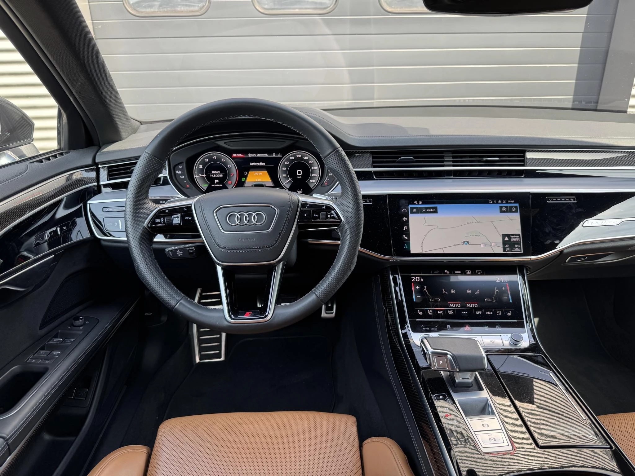 Hoofdafbeelding Audi A8