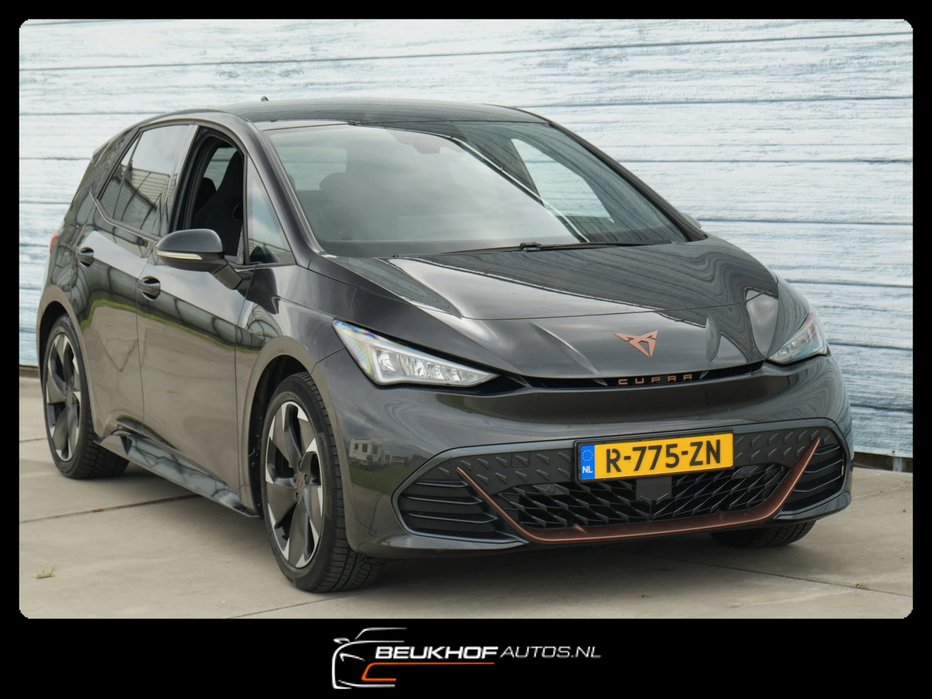 Hoofdafbeelding CUPRA Born