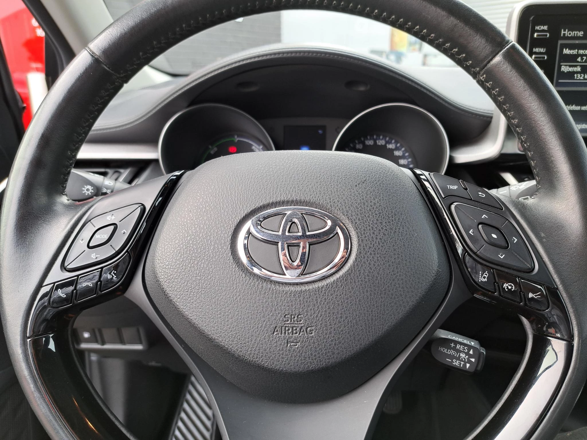 Hoofdafbeelding Toyota C-HR