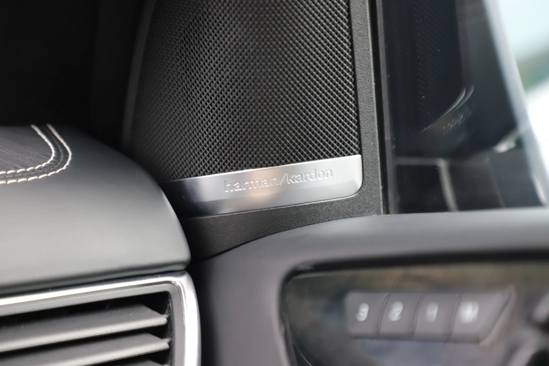 Hoofdafbeelding Mercedes-Benz M-Klasse
