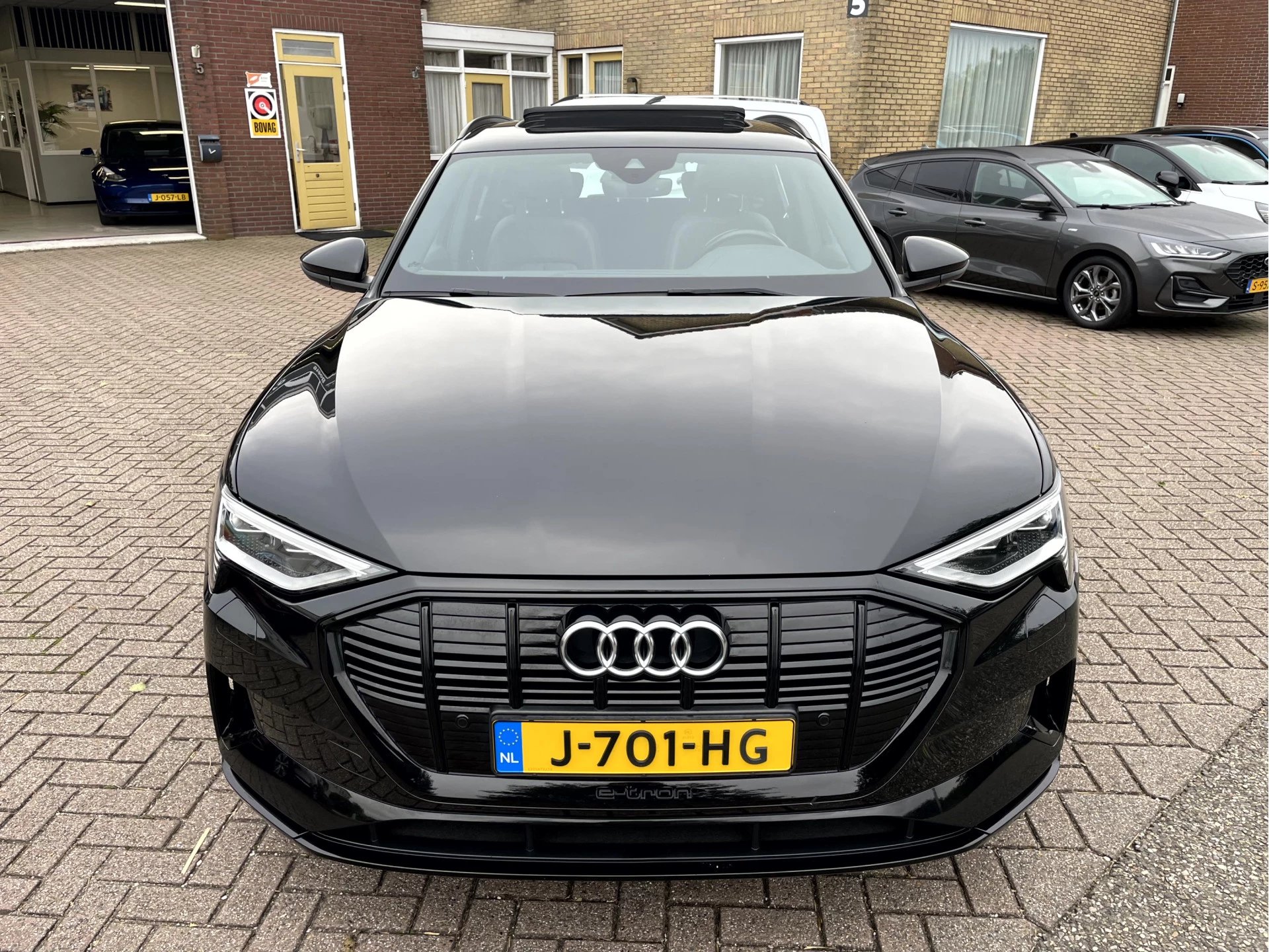 Hoofdafbeelding Audi e-tron