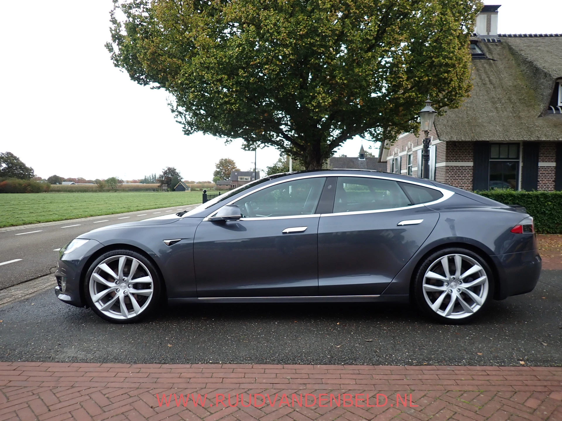 Hoofdafbeelding Tesla Model S