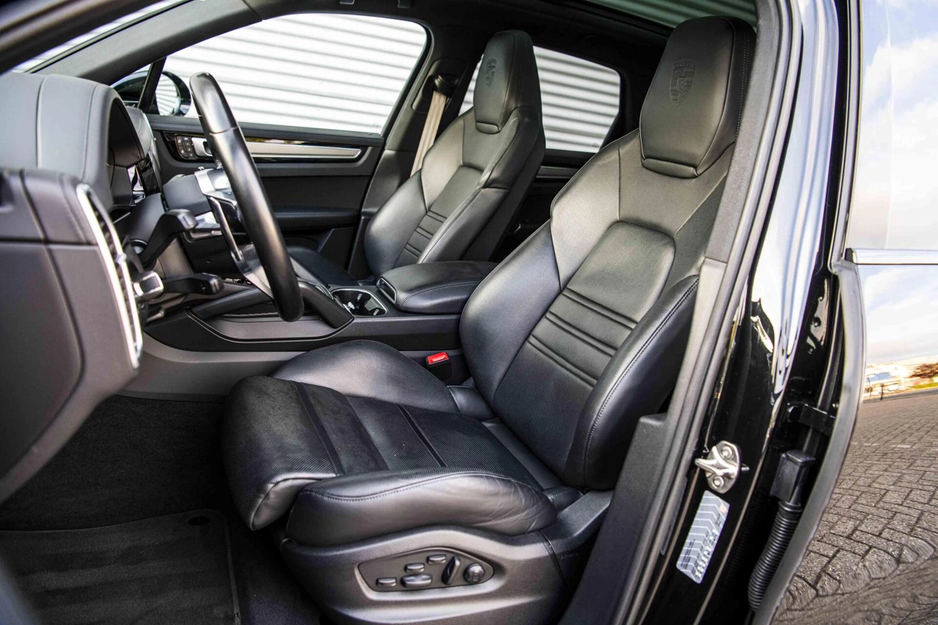 Hoofdafbeelding Porsche Cayenne