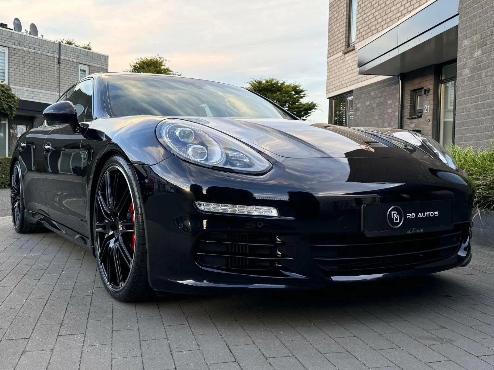 Hoofdafbeelding Porsche Panamera