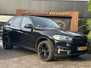 BMW X5 xDrive30d Panoramadak Cruise Clima Leer Stoelverw. 20''LM Trekhaak Grijskenteken