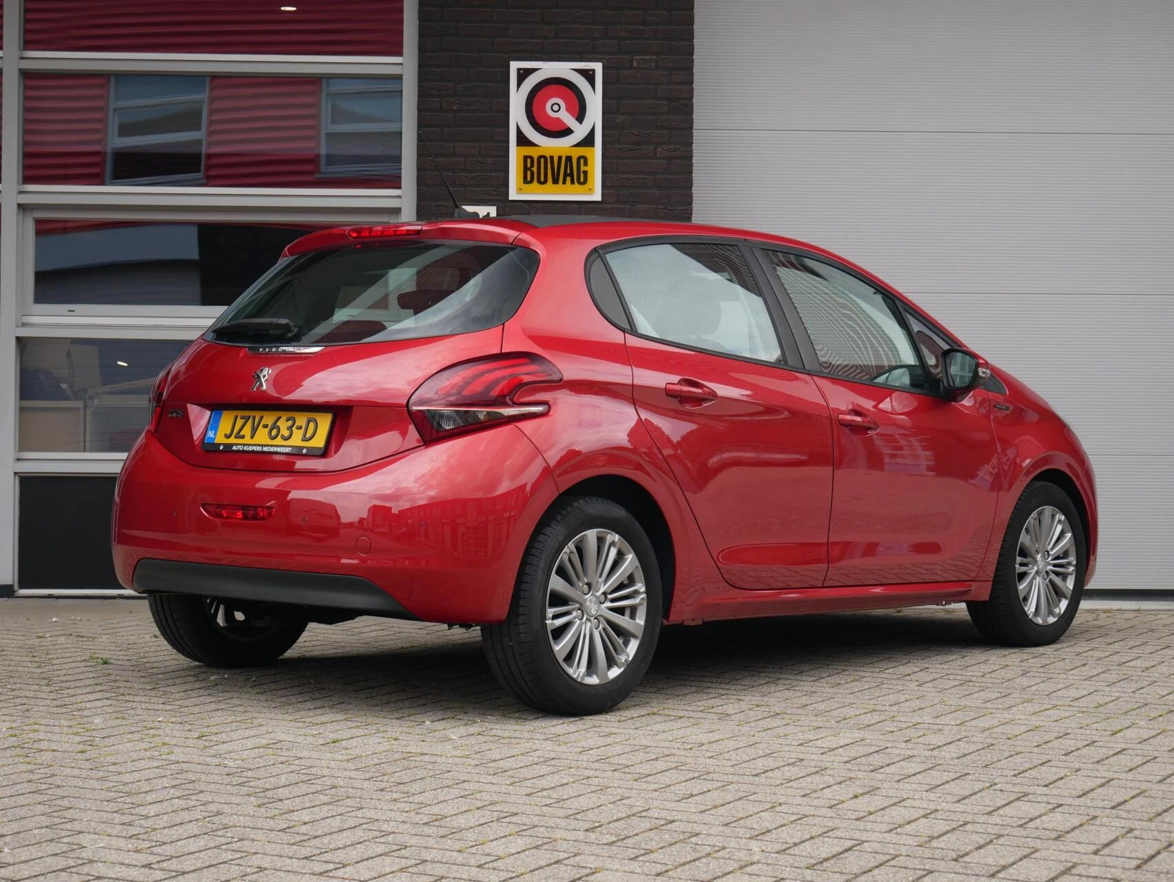 Hoofdafbeelding Peugeot 208