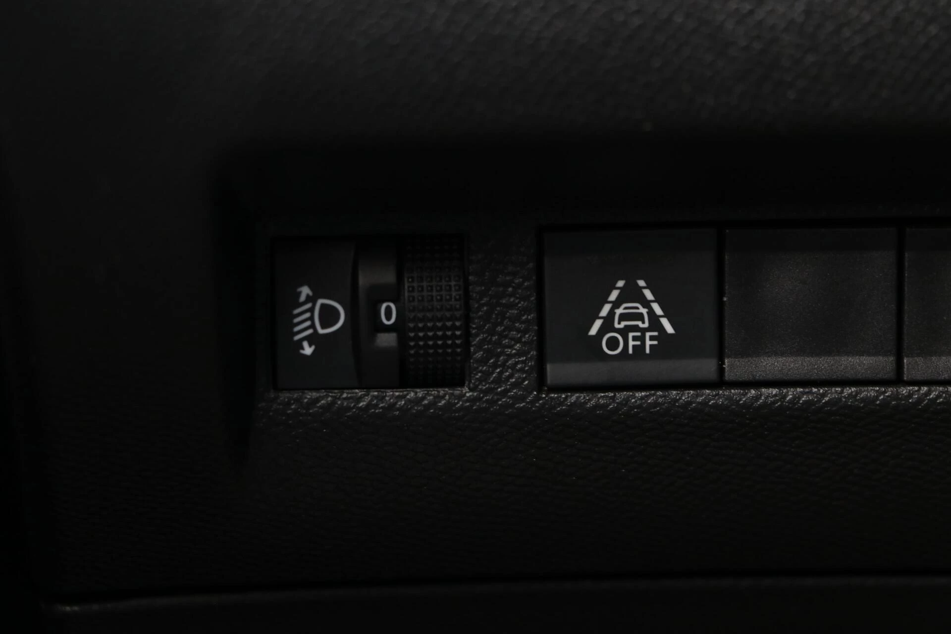 Hoofdafbeelding Peugeot e-2008