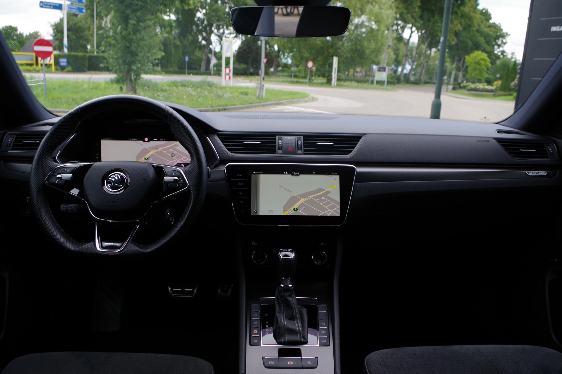 Hoofdafbeelding Škoda Superb