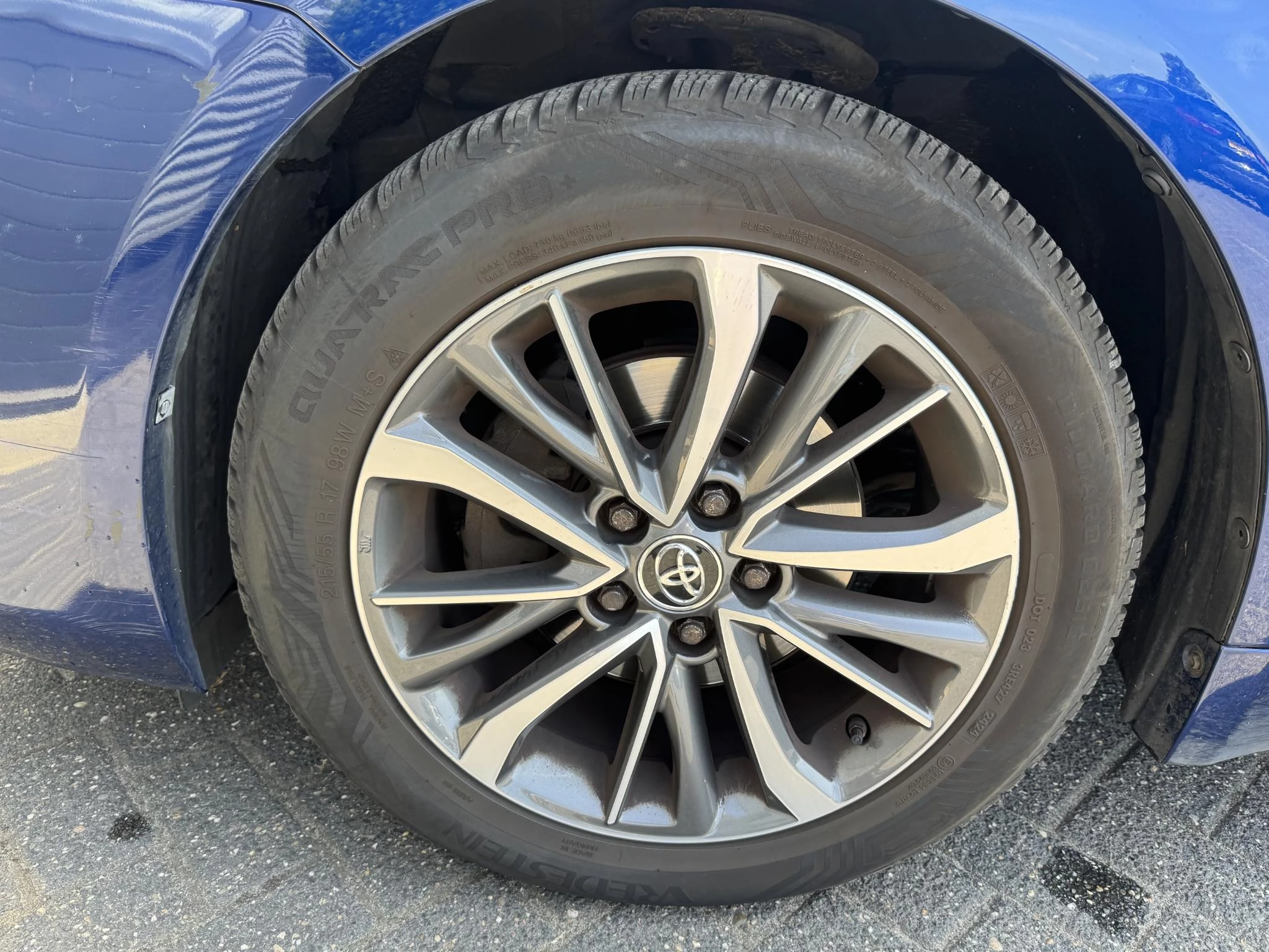 Hoofdafbeelding Toyota Avensis