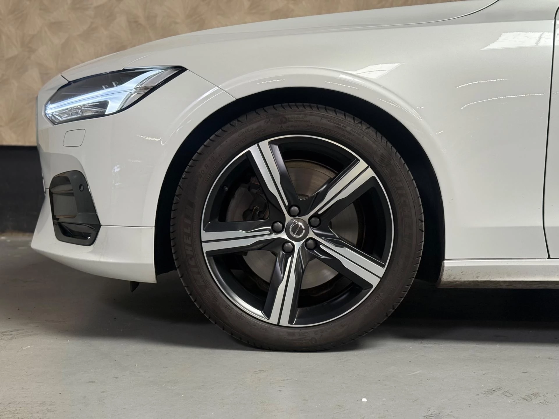 Hoofdafbeelding Volvo V90