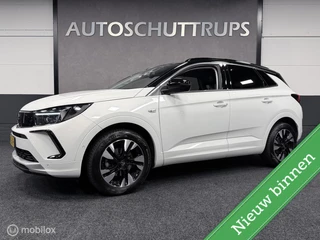 Hoofdafbeelding Opel Grandland Opel Grandland 1.2 Turbo 130 PK AUTOMAAT / ADAP CRUISE / MATRIX LED / STOEL+STUUR VERWARM. / BOMVOL