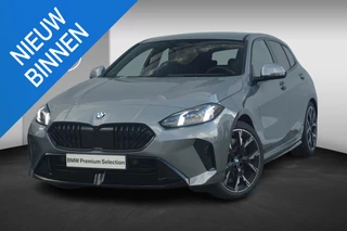 BMW 1-serie 120 M Sport Pro | Comfort Access / Elektrisch verwarmde voorstoelen / Sportstoelen / Achteruitrijcamera