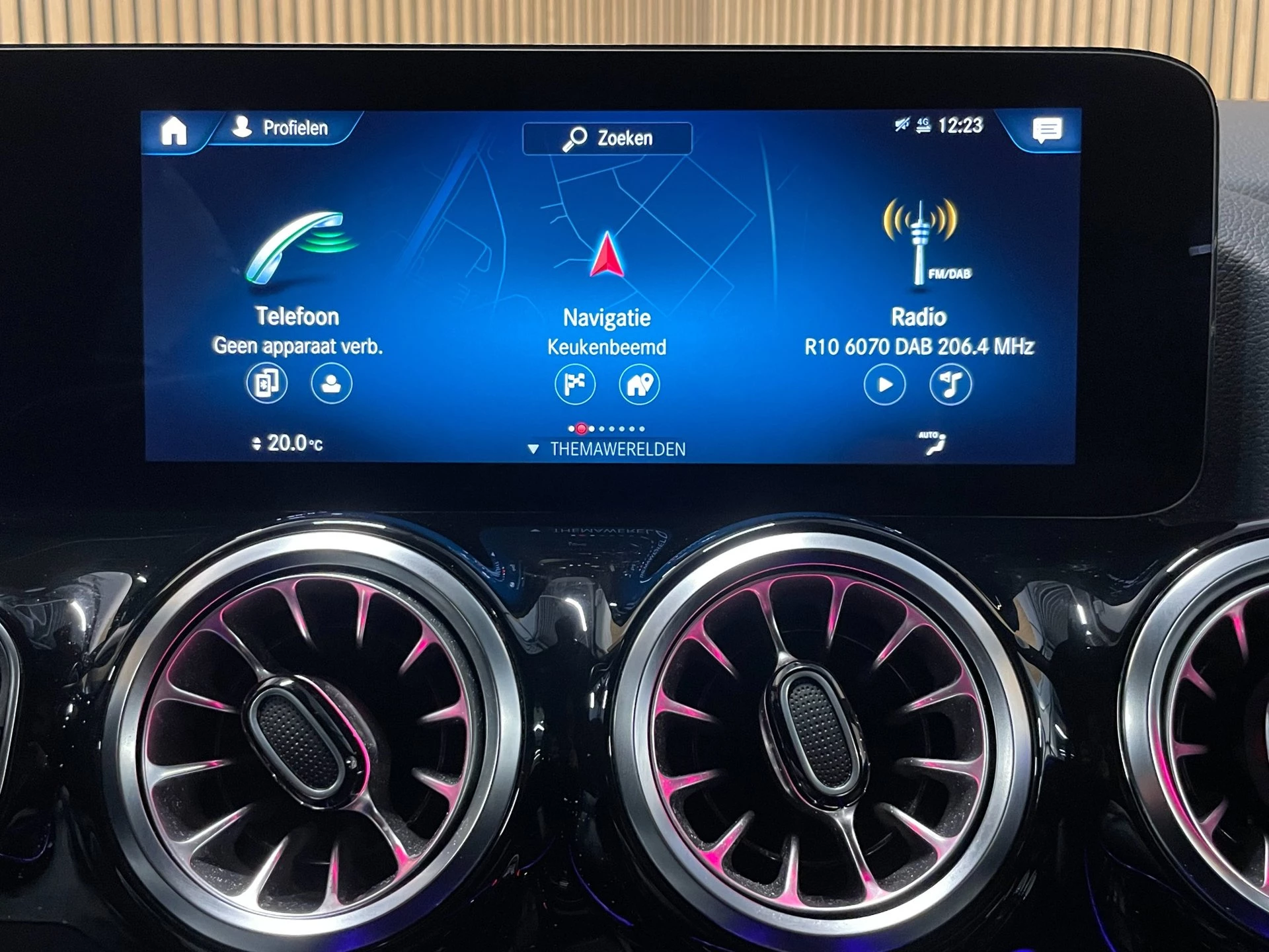 Hoofdafbeelding Mercedes-Benz EQA