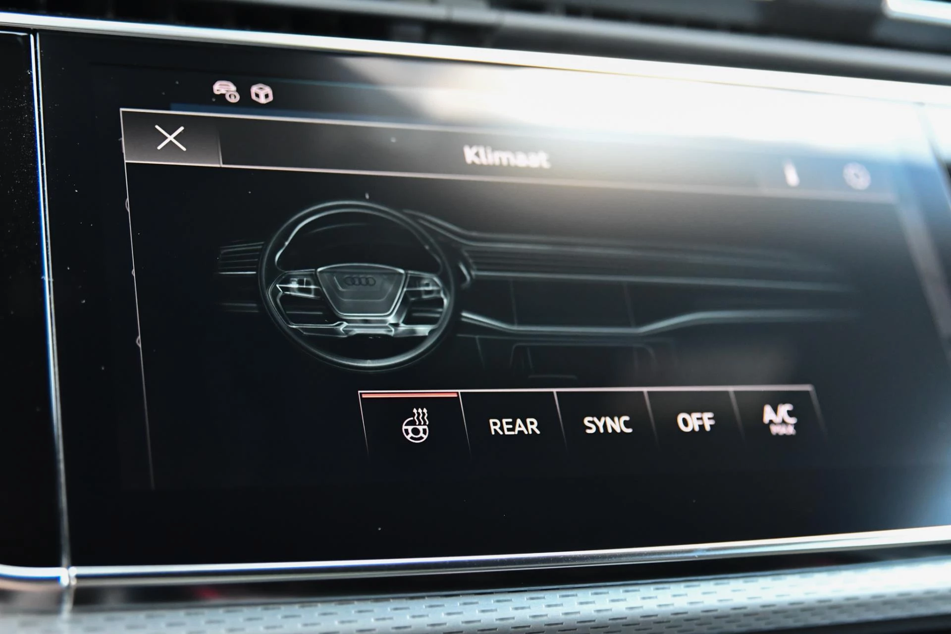 Hoofdafbeelding Audi Q8