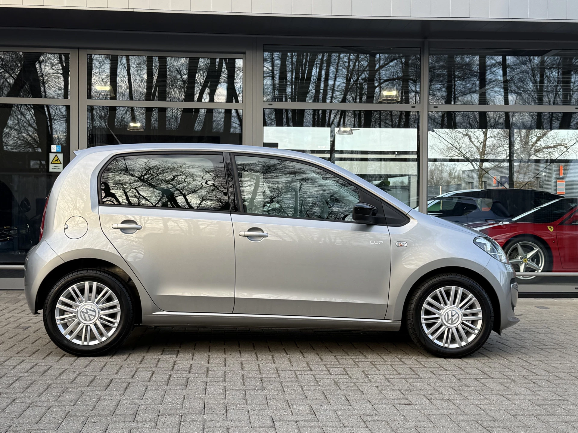 Hoofdafbeelding Volkswagen up!