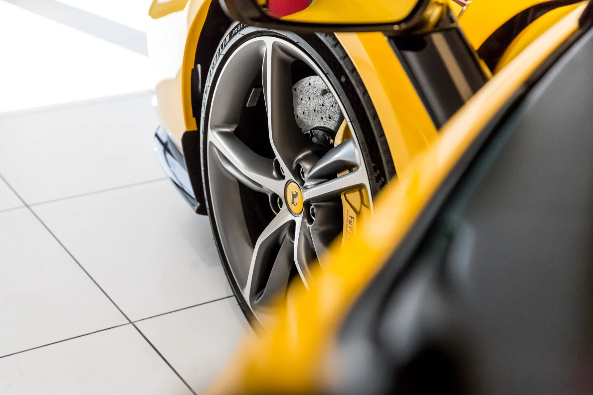 Hoofdafbeelding Ferrari 296