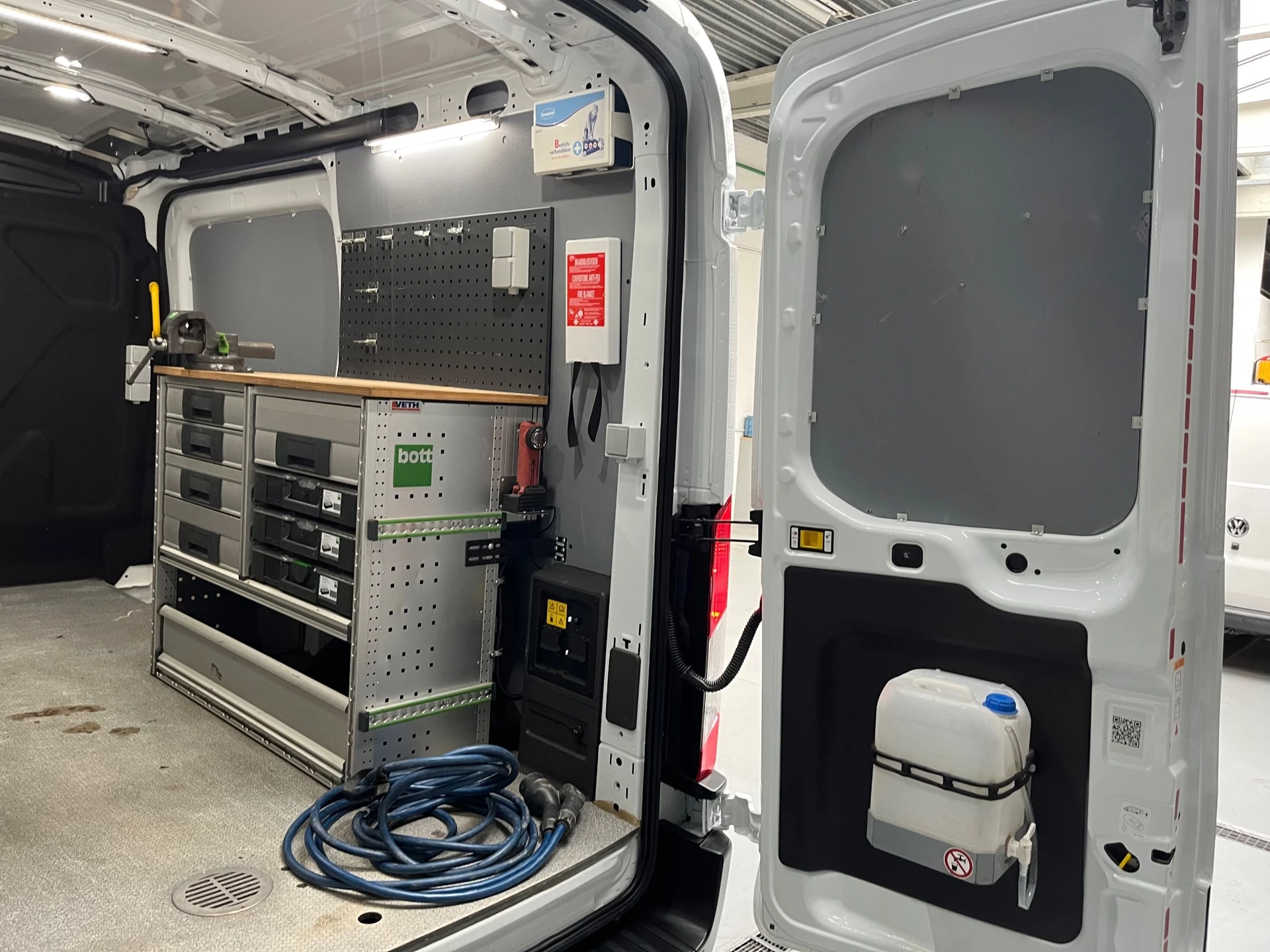 Hoofdafbeelding Ford E-Transit