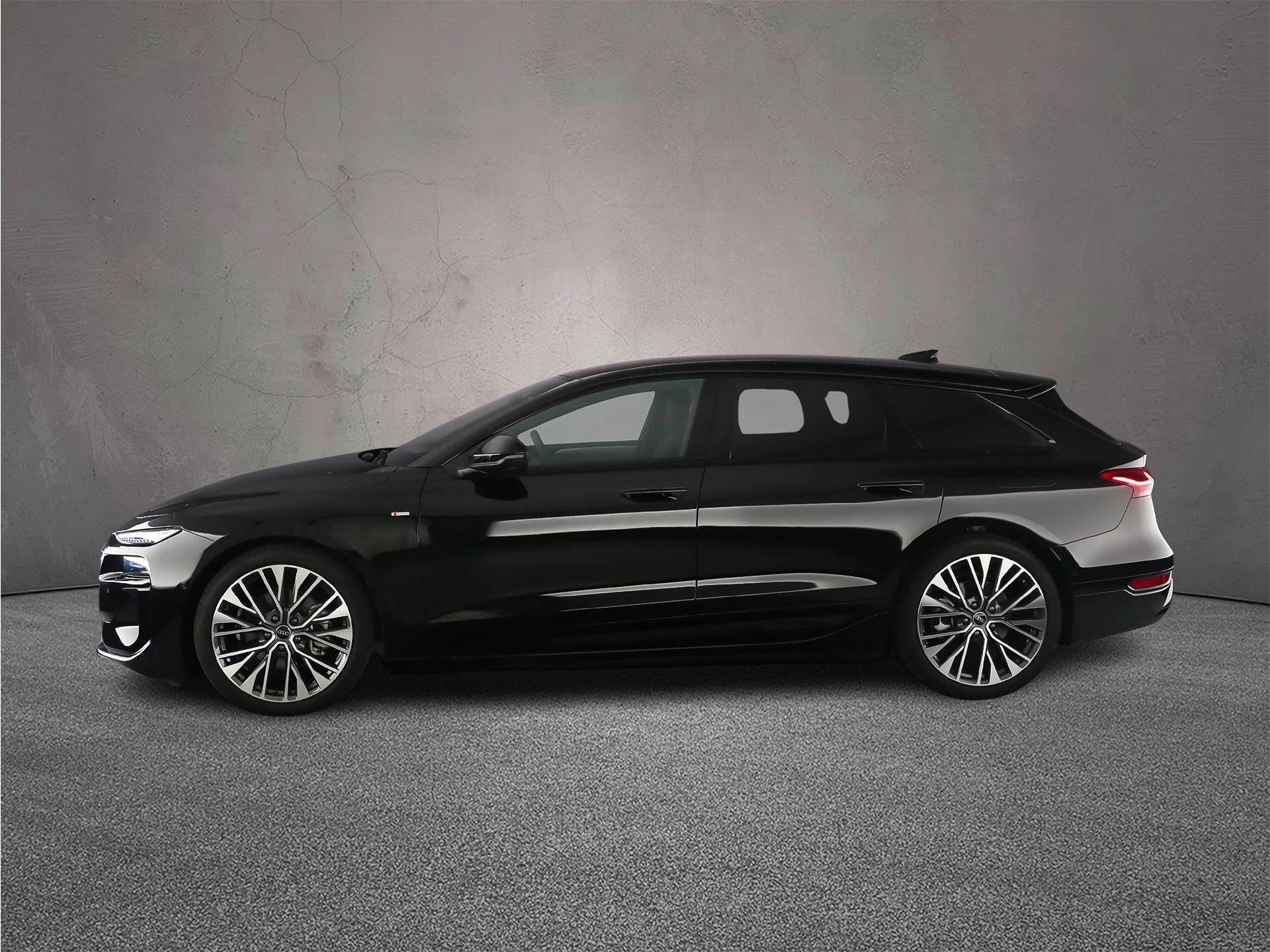 Hoofdafbeelding Audi A6 Avant e-tron