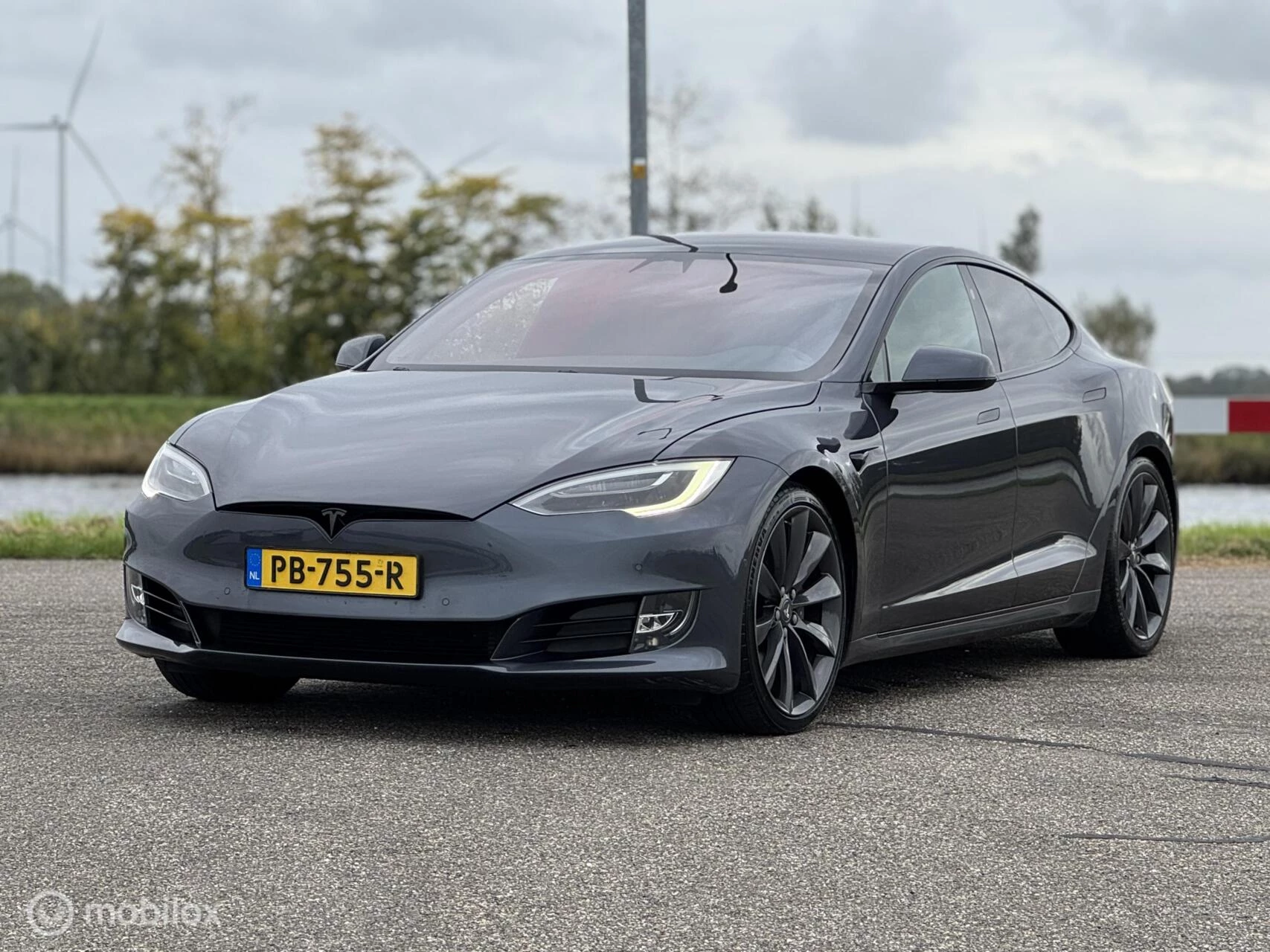 Hoofdafbeelding Tesla Model S
