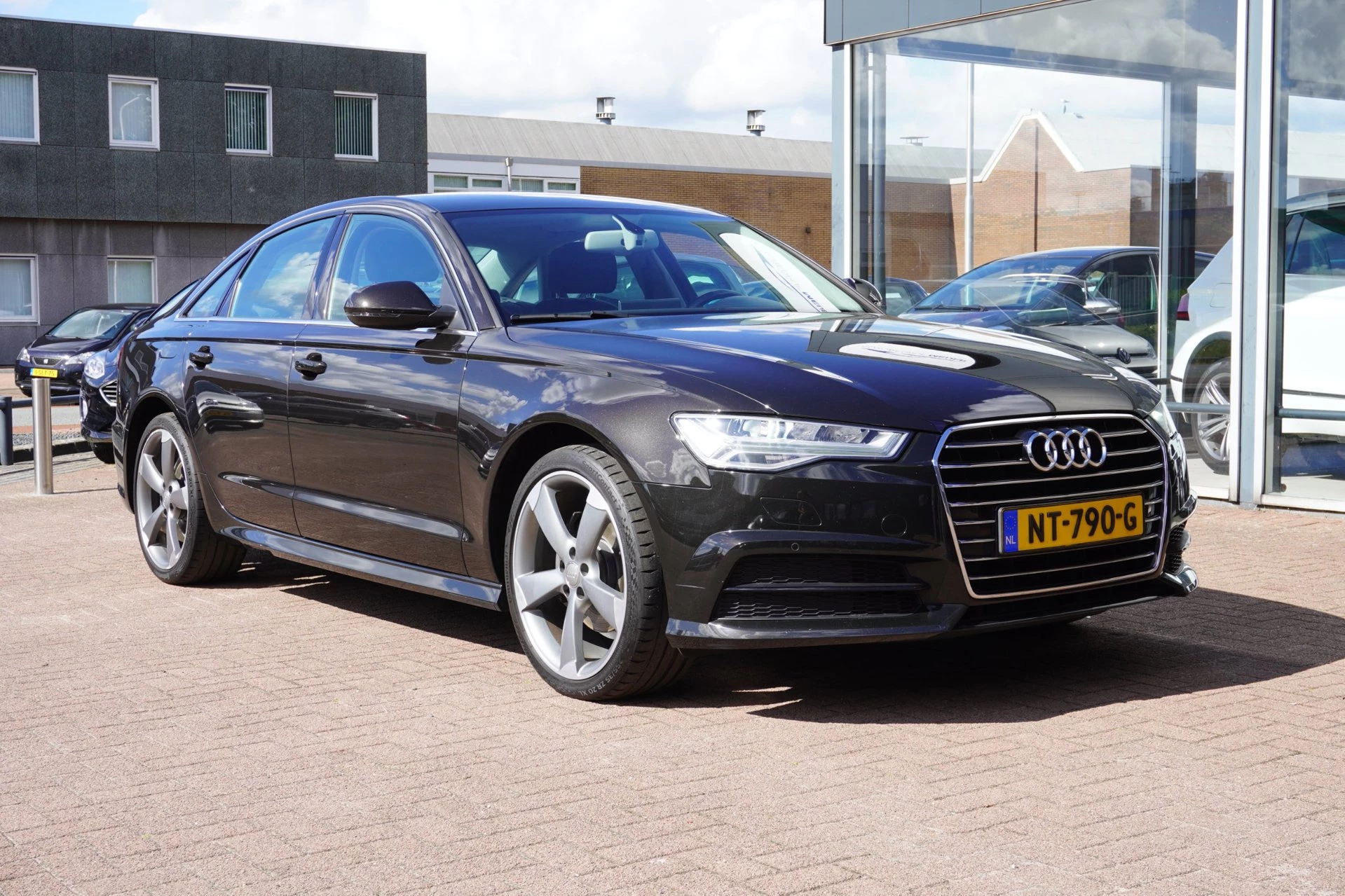 Hoofdafbeelding Audi A6